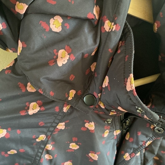 Cabi Rainy Day Jacket floral parka winter coat black anorak women’s size Small - Picture 9 of 16